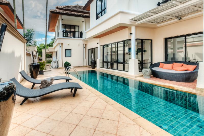 Photo Maison de 3 Chambres et piscine à louer à Laguna, Phuket