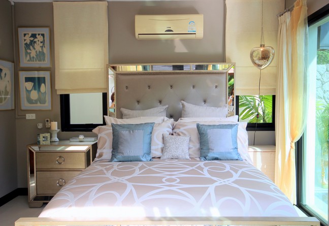 Фото Пхукет Роскошная вилла с 3 спальнями и бассейном на продажу в Лаяне