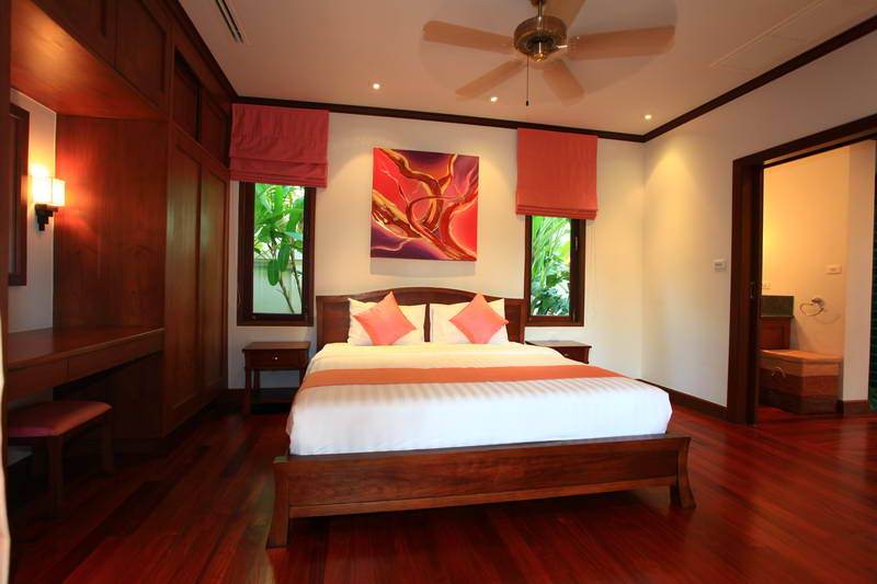 Photo Роскошная вилла с 4 спальнями и бассейном на Пхукете в аренду на Банг Тао, доступна для аренды на время отпуска или на длительный срок
