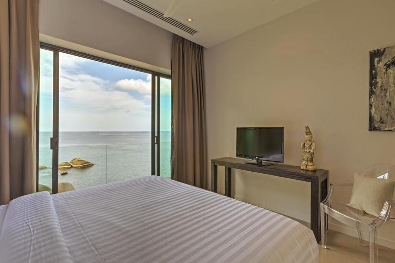 Фото Пхукет роскошная вилла с 8 спальнями и панорамным видом на море на продажу в Кате