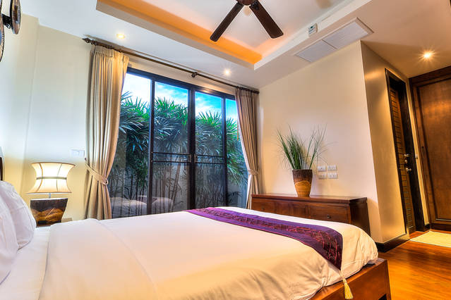 Photo Villa de luxe à louer à Nai Harn, Phuket