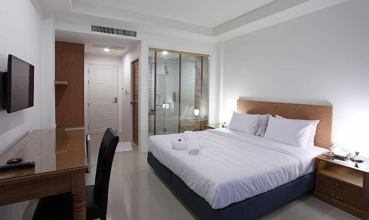 Photo Phuket-Modern Fully Furnished Studio Apartment for Rent in กมลา