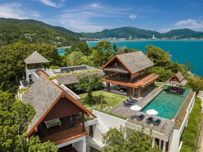 Photo Phuket oceanfront villa for sale in Kamala Phuket