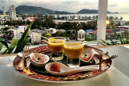 Photo Famous Restaurant with Lounge Bar for sale in Patong, Phuket, Thailand