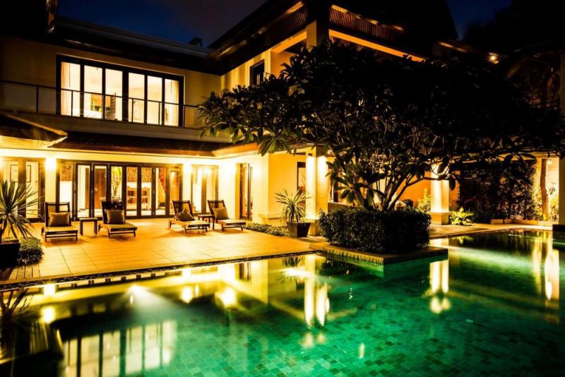 Photo Phuket Sea View Luxury Villa with 6 bedrooms for Sale in Layan