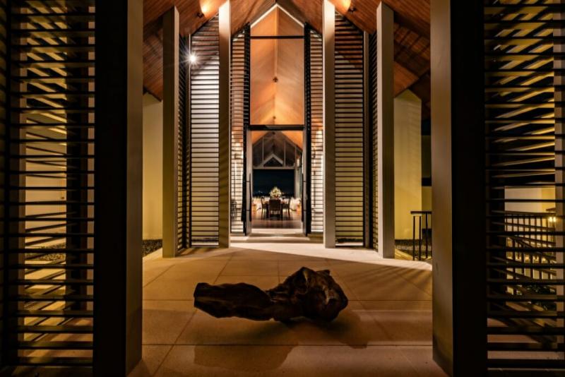 Photo Villa de luxe à vendre à Cape Yamu avec accès direct à la mer