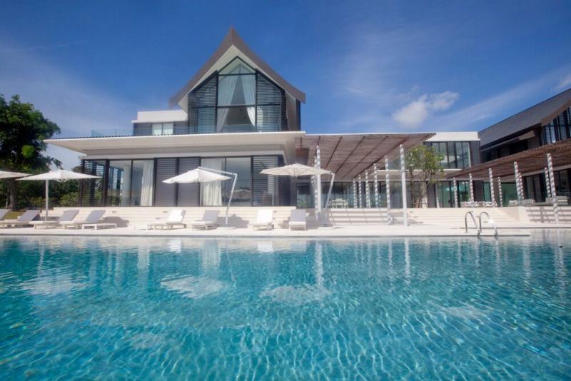 Photo Villa ultra luxueuse avec plage privée à vendre à Phuket