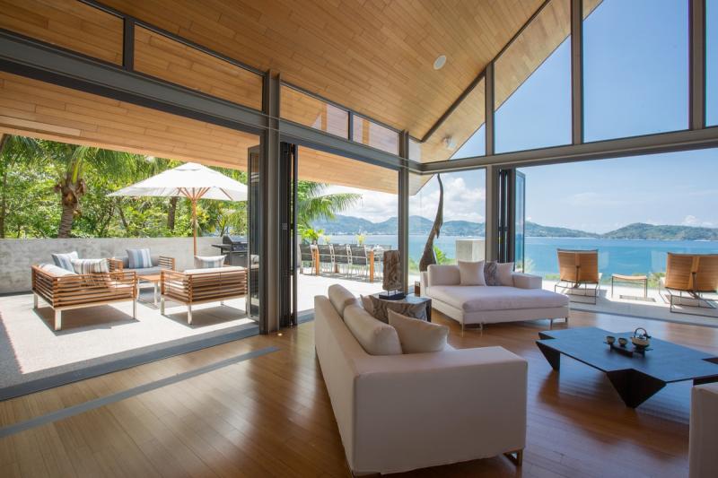 Photo Villa exclusive avec vue sur la mer à vendre à Kamala, route des millionnaires, Phuket