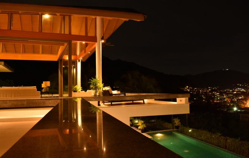 Photo Villa exclusive de 6 chambres à vendre surplombant la baie de Patong