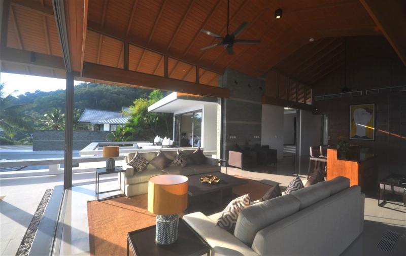 Photo Villa exclusive de 6 chambres à vendre surplombant la baie de Patong