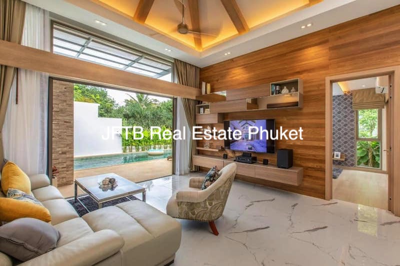Photo Pool villa 3 bedrooms for sale in Thalang Phuket .