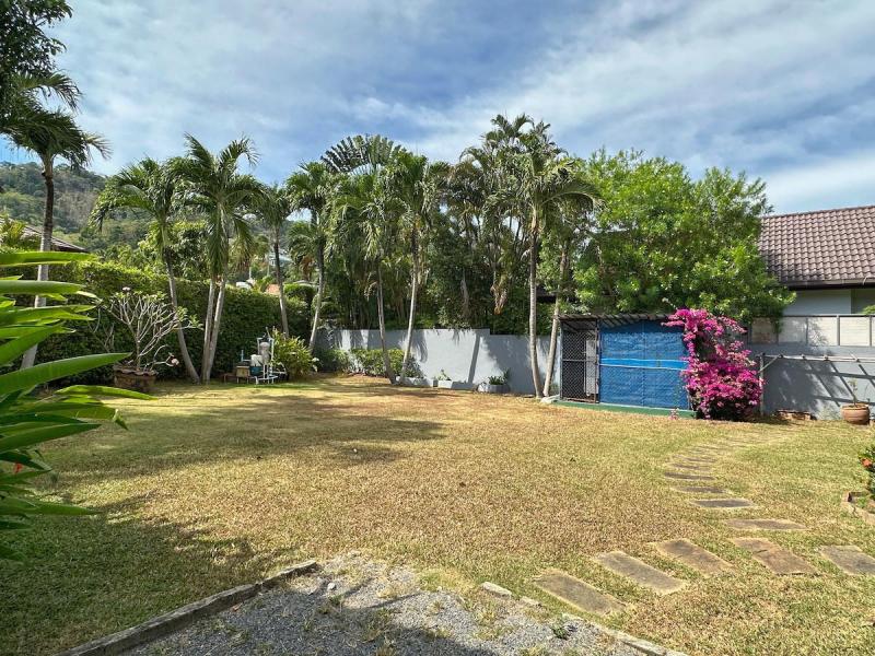 Photo Villa de 3 chambres avec piscine sur grand terrain à vendre