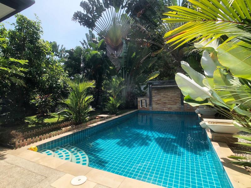 Photo private 4 bdr pool villa for sale at Rawai Phuket