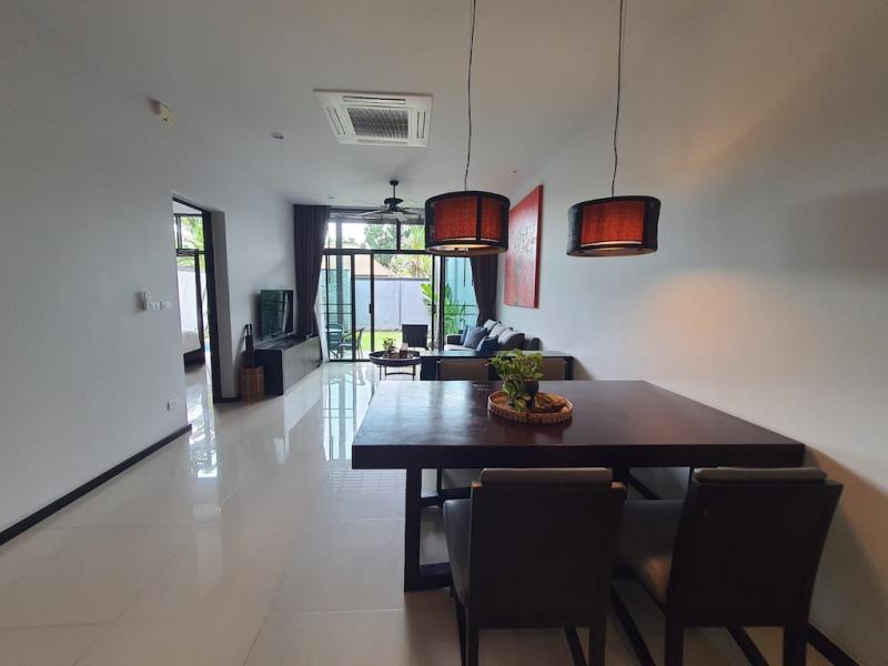 Photo Villa moderne avec 2 chambres et piscine privée à vendre à Rawai Phuket