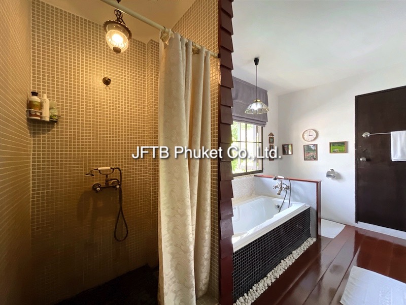 照片 泰国普吉岛拉威出售 4 间卧室的私人泳池别墅