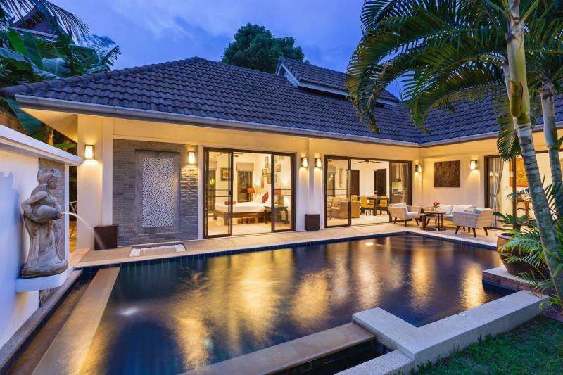 Photo Villa rénovée de 2 chambres avec piscine à louer à Rawai