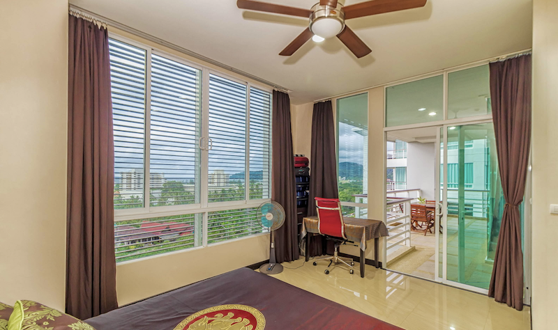 Photo sea view 2 bedroom condo for sale at Karon Hill Phuket 