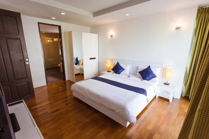 Photo Spacieux penthouse de 2 chambres à louer à Patong 