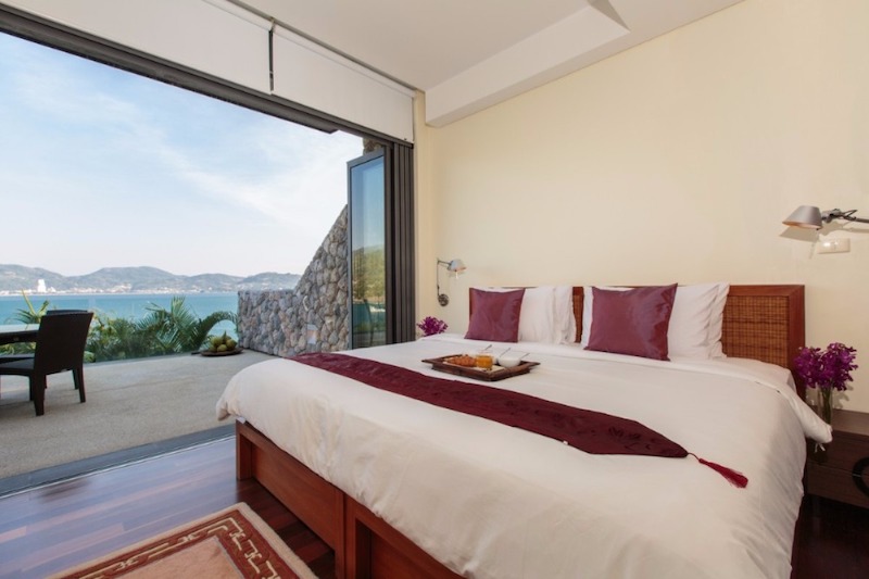 Photo Super Villa avec vue panoramique imprenable située sur un promontoire à Kamala