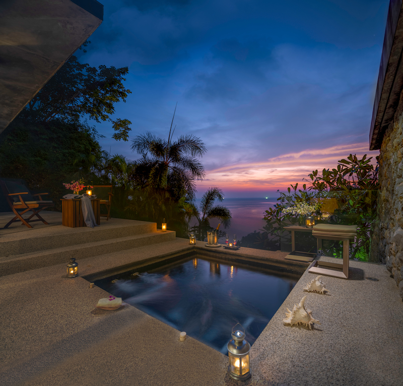 Photo Thailand oceanfront villa for sale in Kamala Phuket