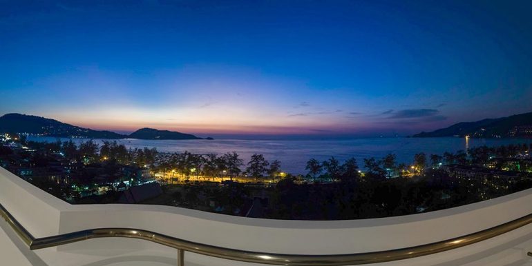 Фото Современная роскошная квартира с полным видом на море на продажу на пляже Патонг