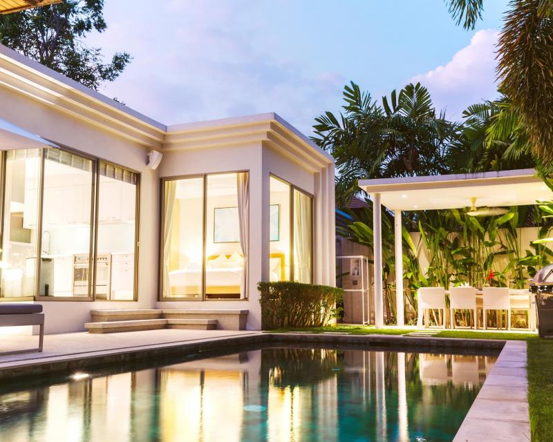 Фото Trichada Villas Phuket 4-спальная вилла с бассейном на продажу