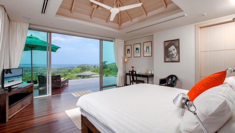 Photo Tropical Castle เช่า -18 Bedroom Deluxe Sea View Villa ให้เช่าใน Layan, Phuket