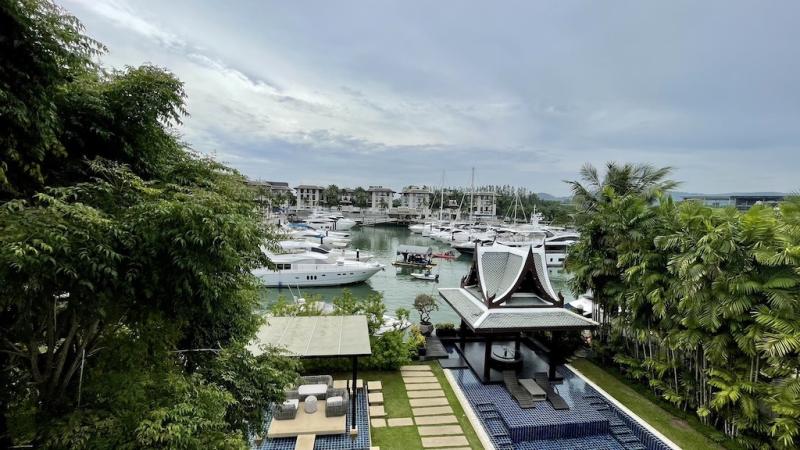 Фото Ультра роскошная вилла с частным причалом для яхт в Royal Phuket Marina